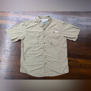 Magellan khaki men’s fish gear shirt